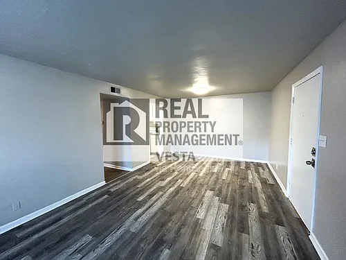 Riverbend Apartments Photo 1