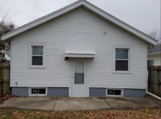 2928 E Grand Ave, Des Moines, IA 50317