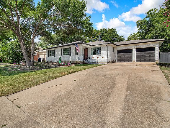 4th image of 4840 Overton Ave