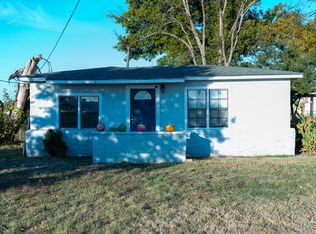 109 S Hickory St, Ballinger, TX 76821