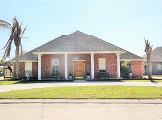 216 Covert Rd, Belle Chasse, LA 70037