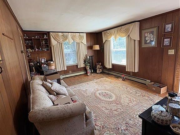 2nd image of 2619 Phillips Ave