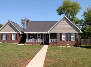 125 Mandy Dr, Hazel Green, AL 35750