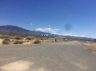 6681 N Nanberry Ln, Pahrump, NV 89060
