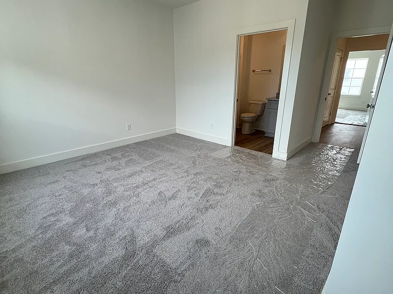 700 N Dupont Ave #212B — Photo 4