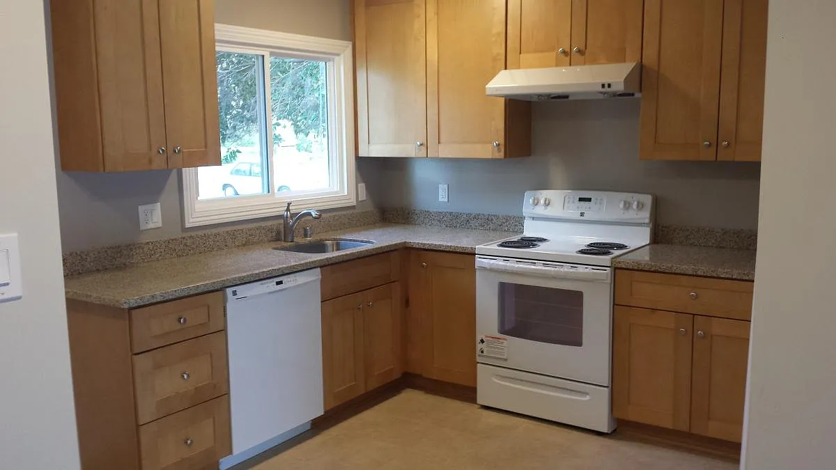 2 bed, 800 sqft, $3,530 — Photo 3