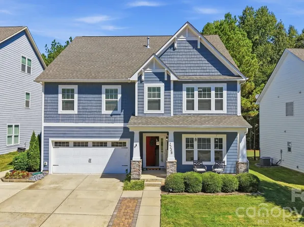 2238 Bluebell Way, Tega Cay, SC 29708