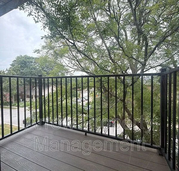 3405 Holdrege St #307 — Photo 13