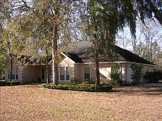 1st image of 135 Royal Oaks Dr