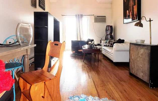 Rented by MAC Realty NY | media 57