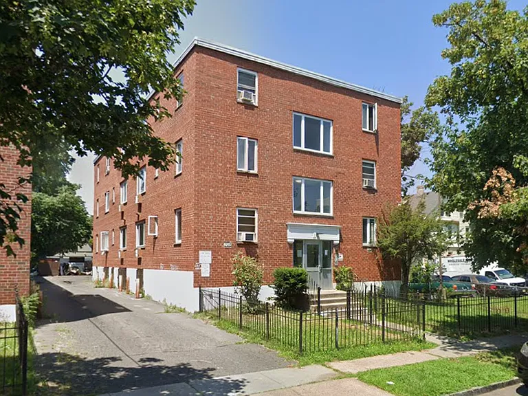 79 Sumner St #3C — Photo 1