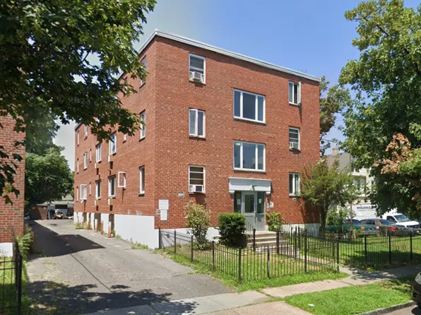 79 Sumner St #3C, Hartford, CT 06105