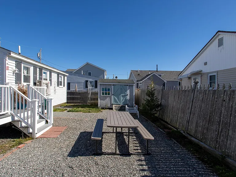 23 Diane Ln — Photo 33