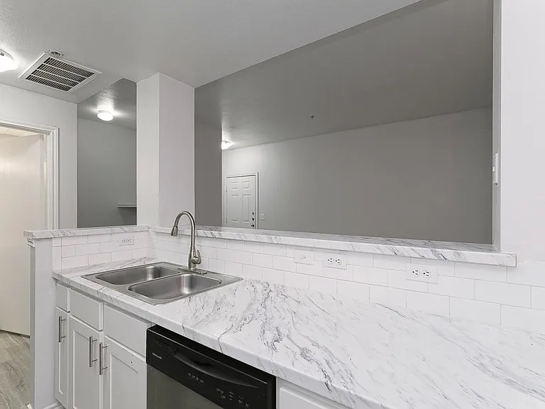 Brynwood Apartments — Photo 61