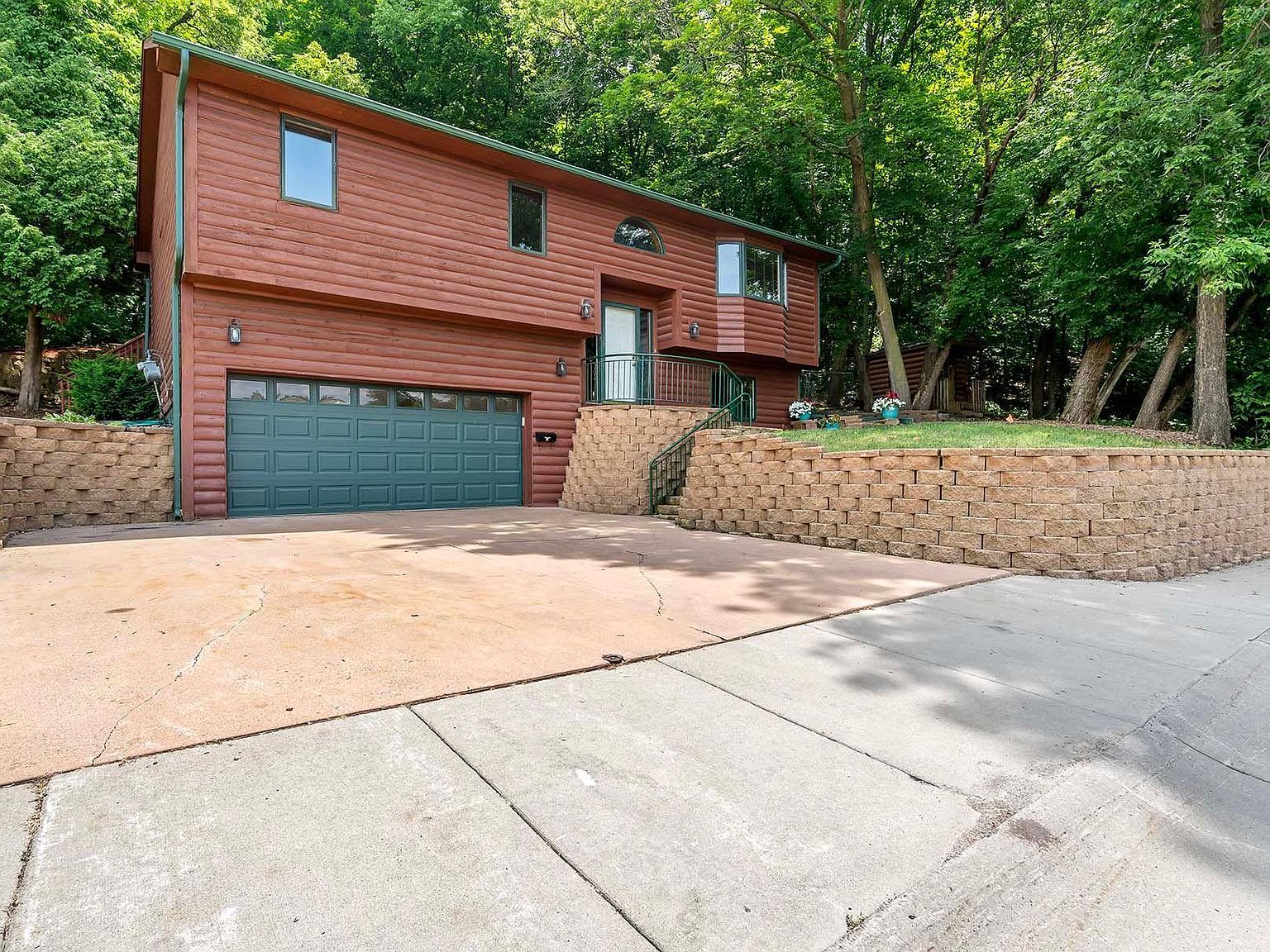 217 East St, Jordan, MN 55352 Zillow