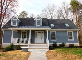 2675 Venable Rd, Kents Store, VA 23084