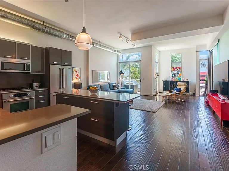 13320 Beach Ave #301 — Photo 2