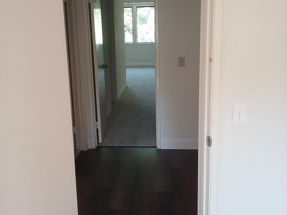 1st image of 674 S Iron Horse Ln