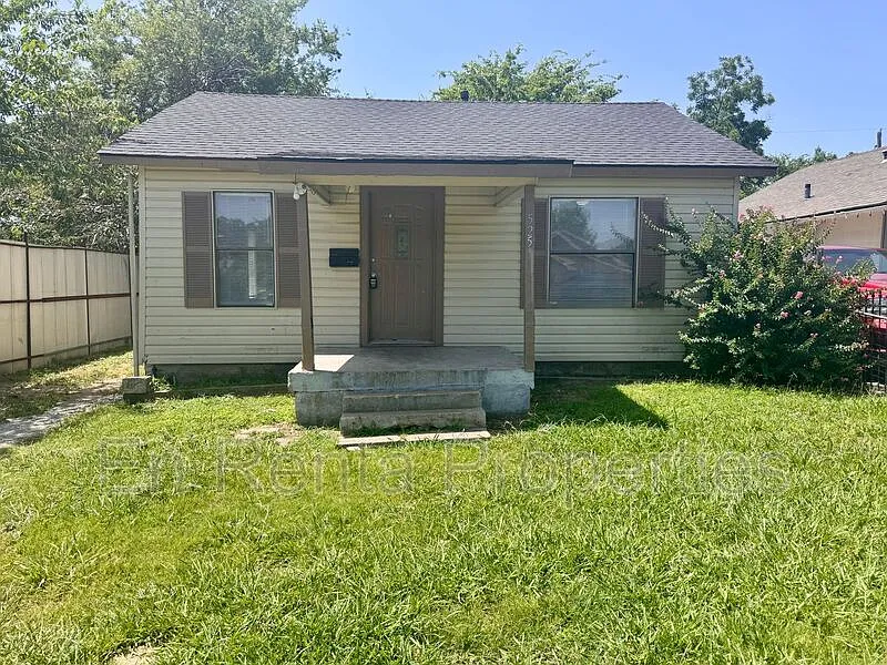 525 W Hammond St