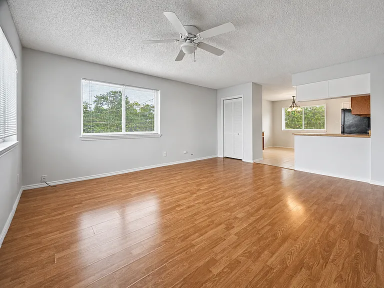 Brookview Ct - 5630 AL — Photo 9