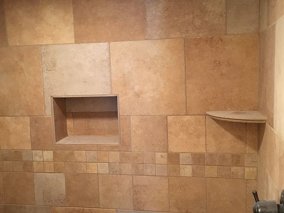5th image of 11126 Lakewood Dr