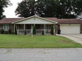 620 Central Dr, Martinsville, IN 46151