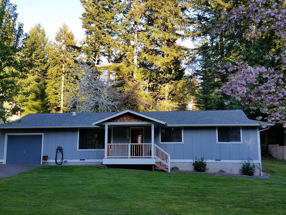 1st image of 1784 NW Forest Creek Dr
