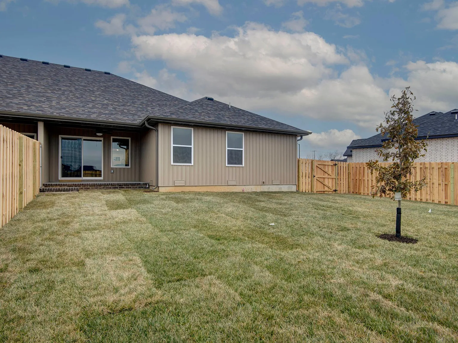 4 bed, 1680 sqft, $1,995 — Photo 3