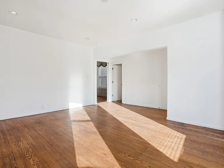 7223 S Coles Ave #1 — Photo 4