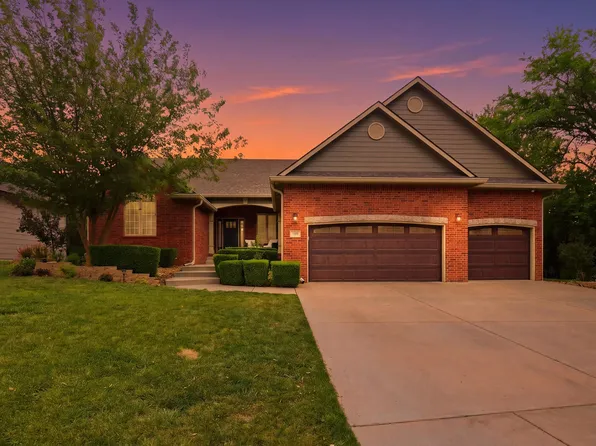 1748 S Cascade Point, Andover, KS 67002
