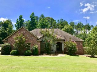 19 Price Ln, Sumrall, MS 39482