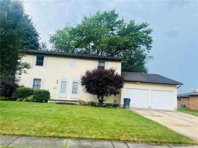 3342 Lloyd St, Cuyahoga Falls, OH, 44221
