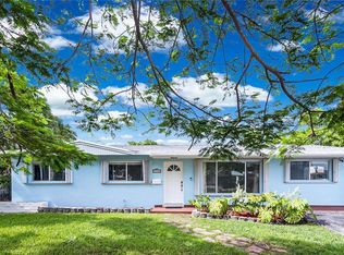 10360 SW 44th St, Miami, FL 33165