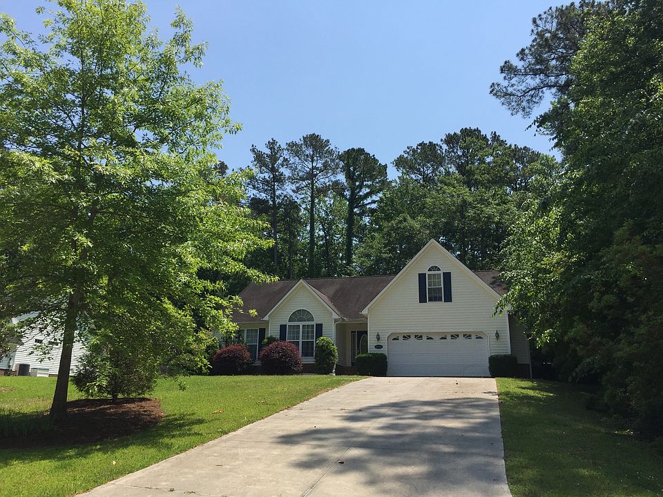 2nd image of 105 Hawkes Pointe