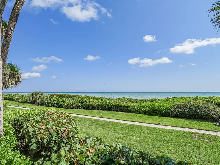 8416 Oceanside Dr #F11 — Photo 43