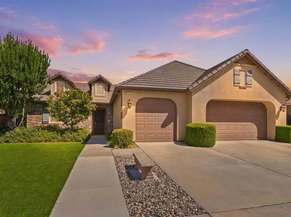 3253 Purvis Ave, Clovis, CA 93619