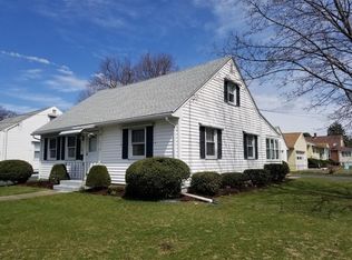 219 Connecticut Ave, Springfield, MA 01104