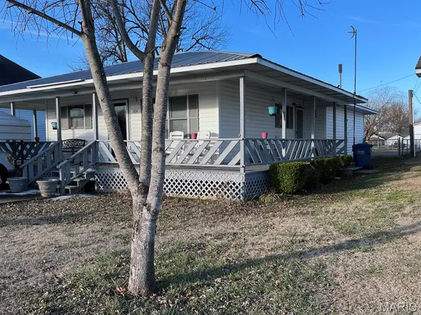104 Taylor St, Essex, MO 63846