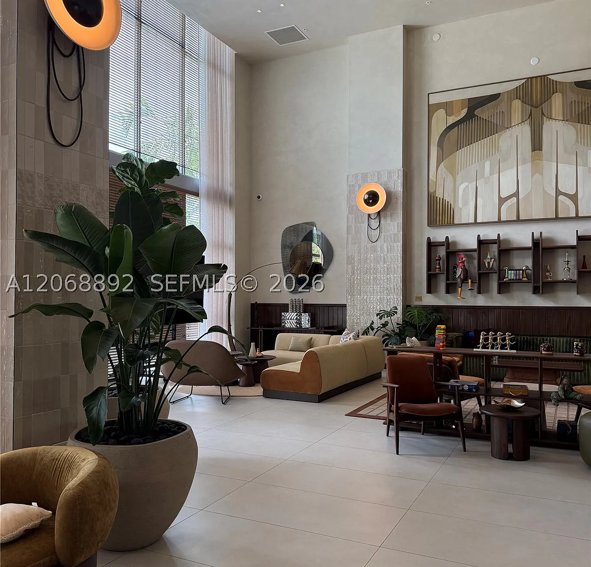 2 bed, 2.0 bath, 975 sqft, $5,500 — Photo 3