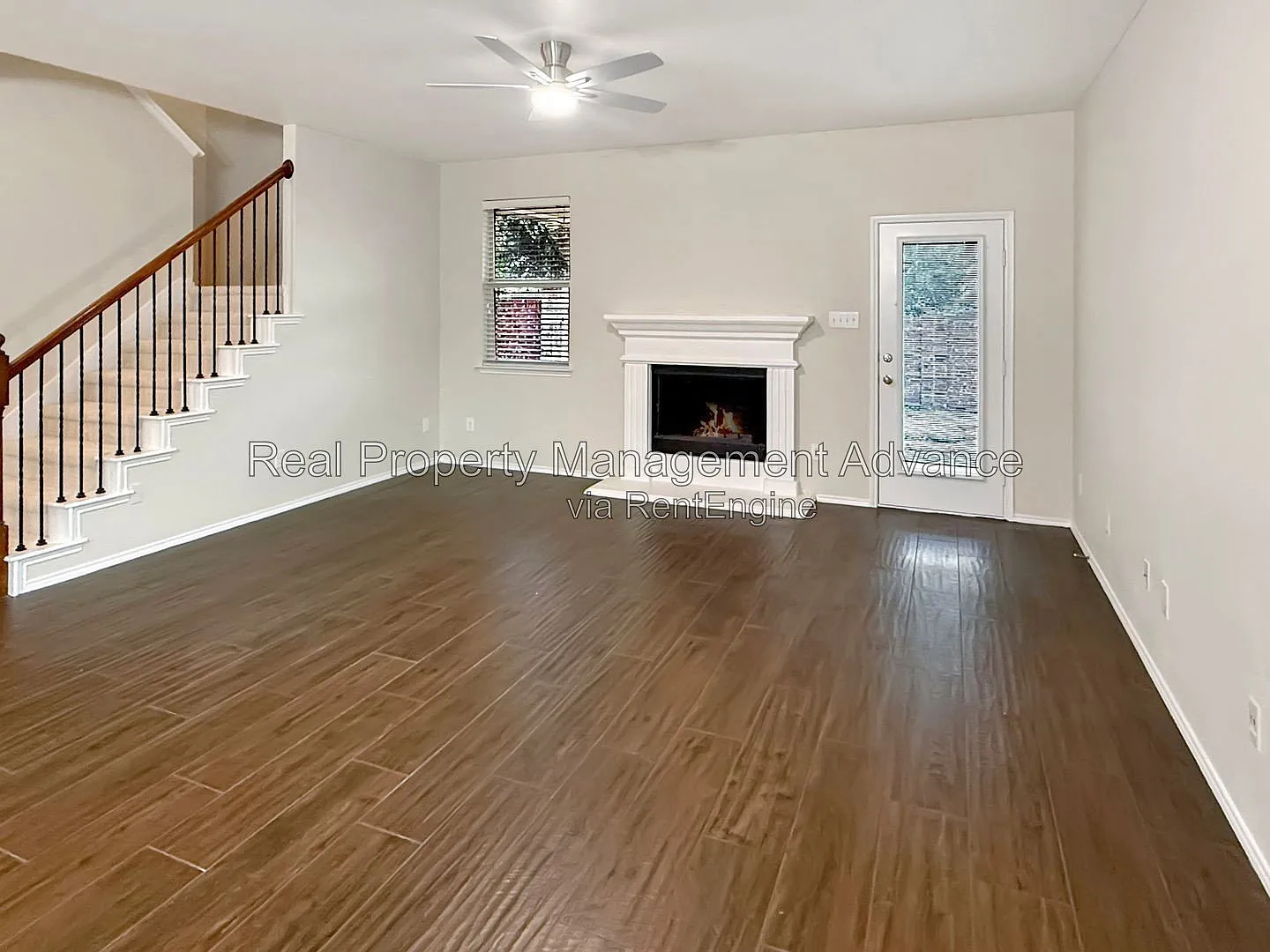 4 bed, 2.5 bath, 2547 sqft, $2,450 — Photo 4