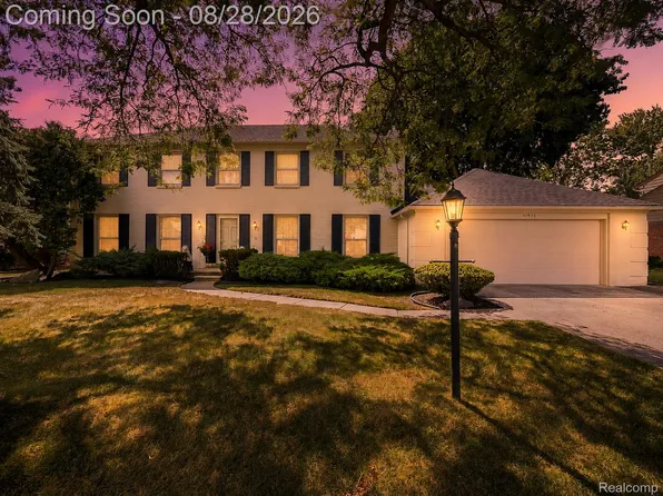 35973 Old Homestead Dr, Farmington Hills, MI 48335