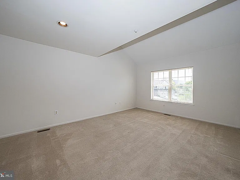 757 Whitetail Cir — Photo 13