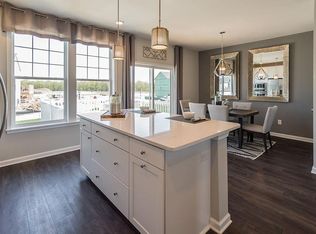 34 Sisters Farmstead Rd, Mount Laurel, NJ 08054