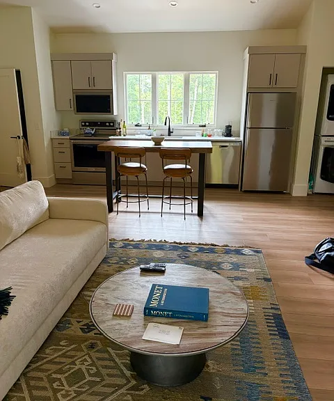 68 Noble Crest Trl — Photo 3