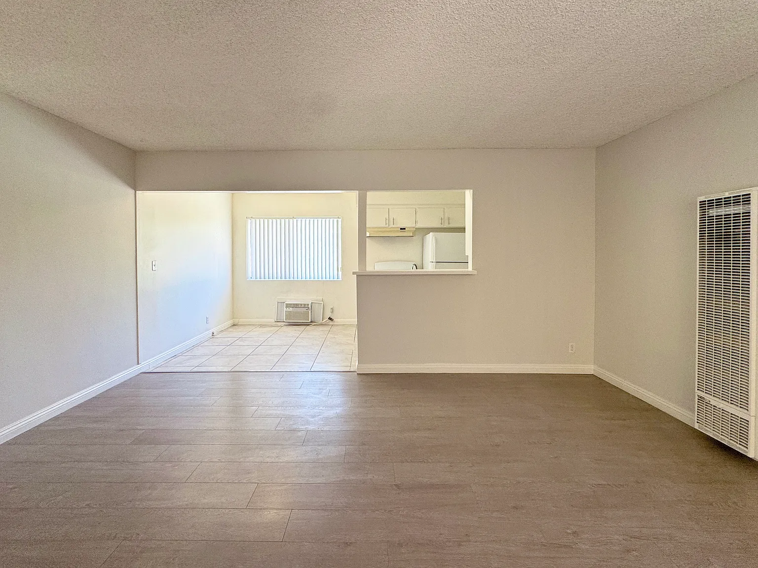 355 S Arroyo Dr — Photo 3