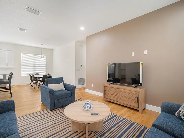 13614 N 22nd St #101 — Photo 9