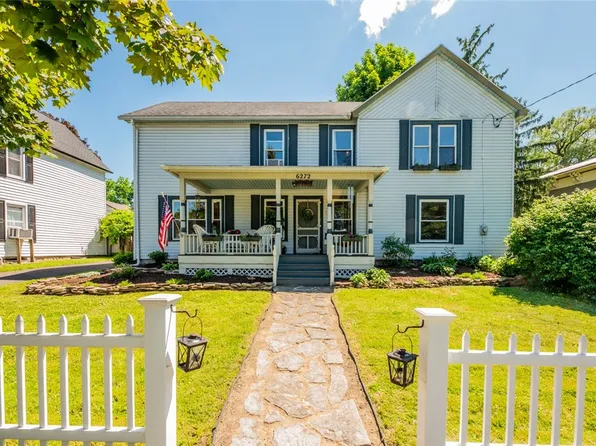 6272 Walkers Corner Rd, Byron, NY 14422