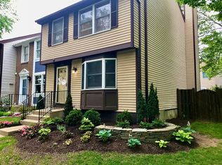 2900 Bridgehampton Ct, Falls Church, VA 22042