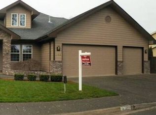 942 Fairway Pl, Springfield, OR 97477