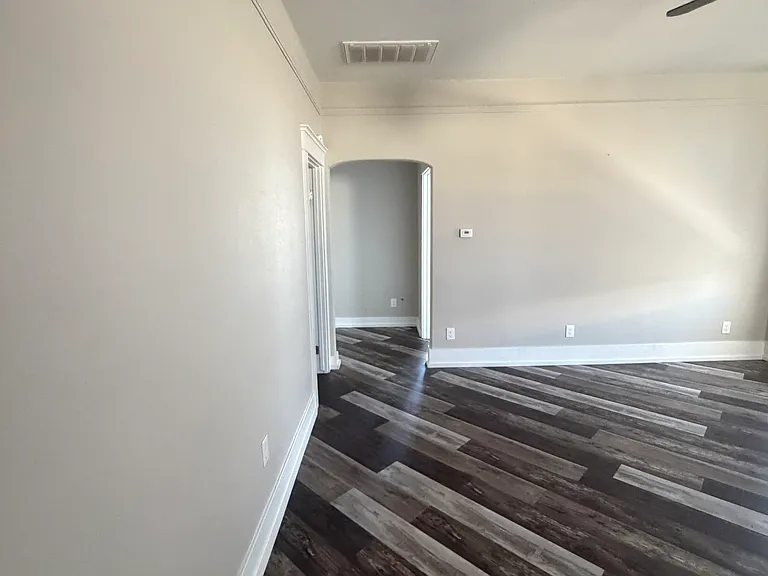 1241 Broadway Ave #A — Photo 14